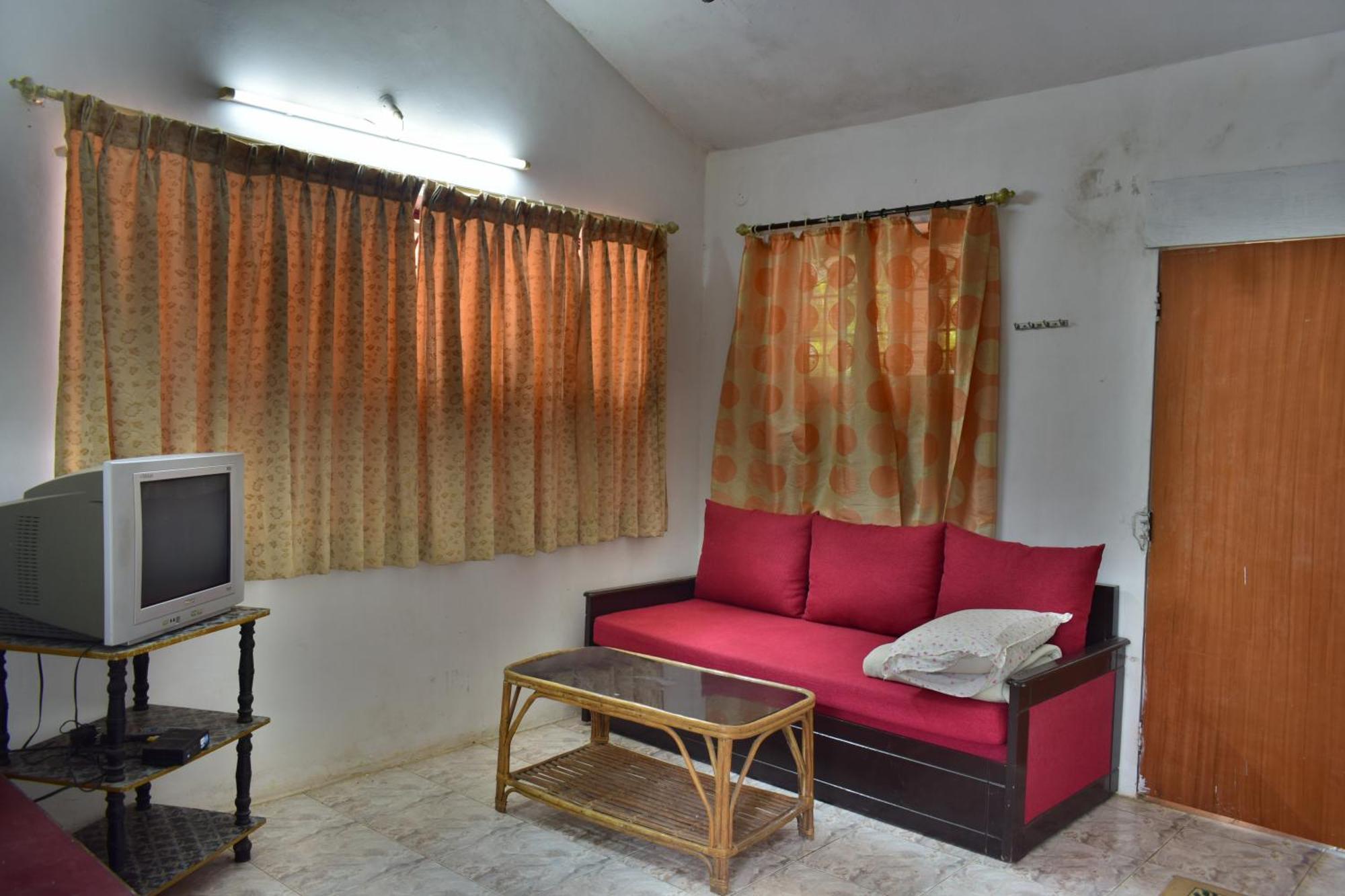 Silent Waters Resorts Yelagiri Exterior photo